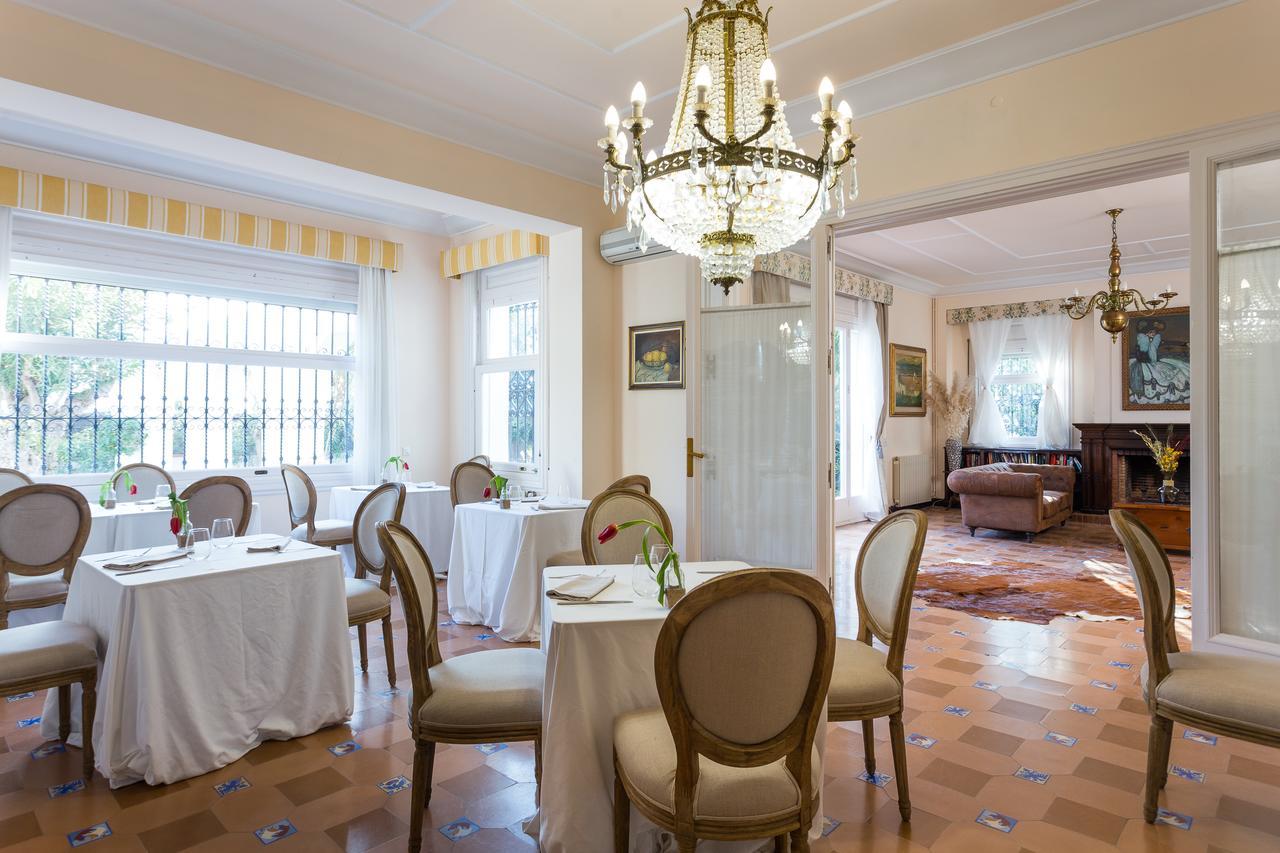 Villa Alicia Sitges Exterior foto