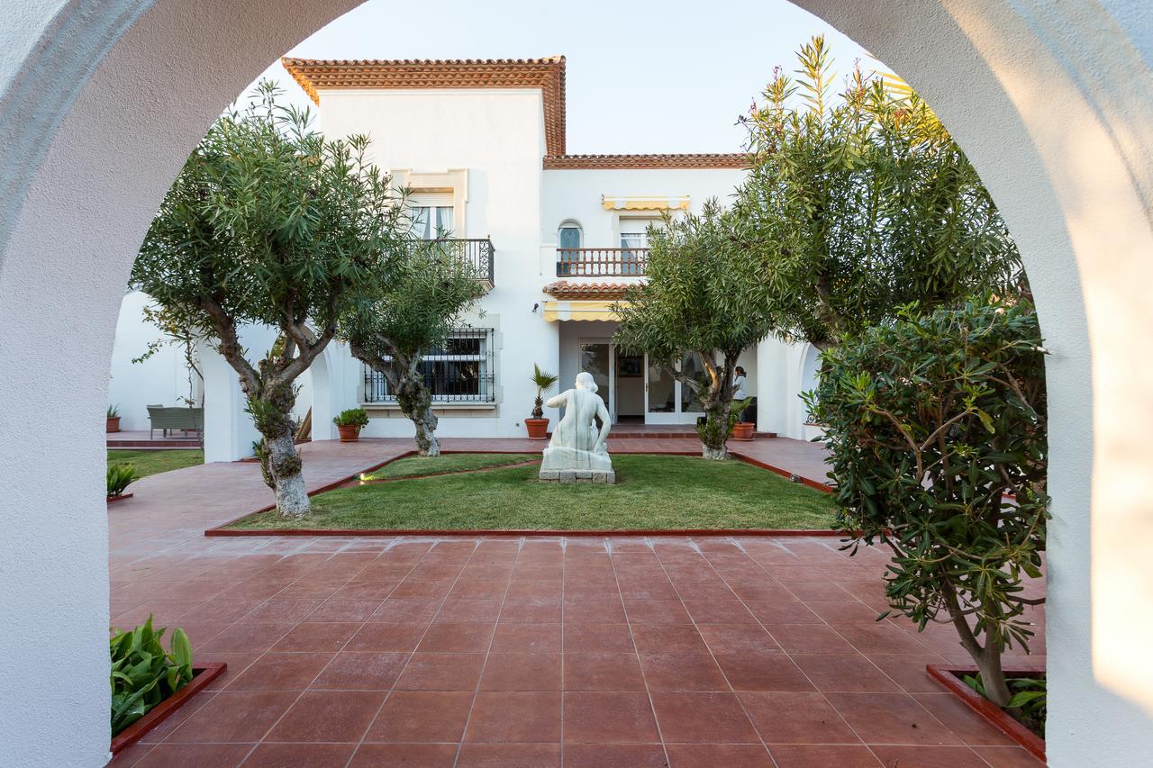 Villa Alicia Sitges Exterior foto