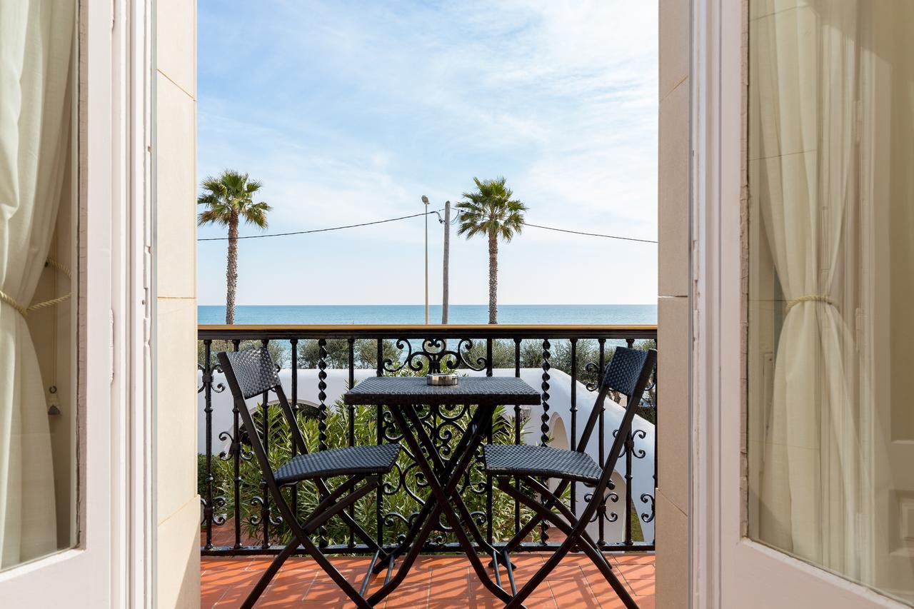 Villa Alicia Sitges Exterior foto