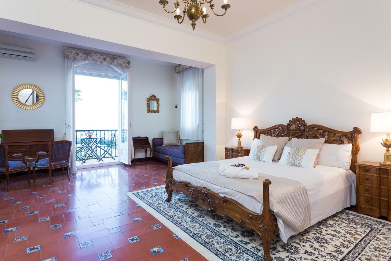 Villa Alicia Sitges Exterior foto