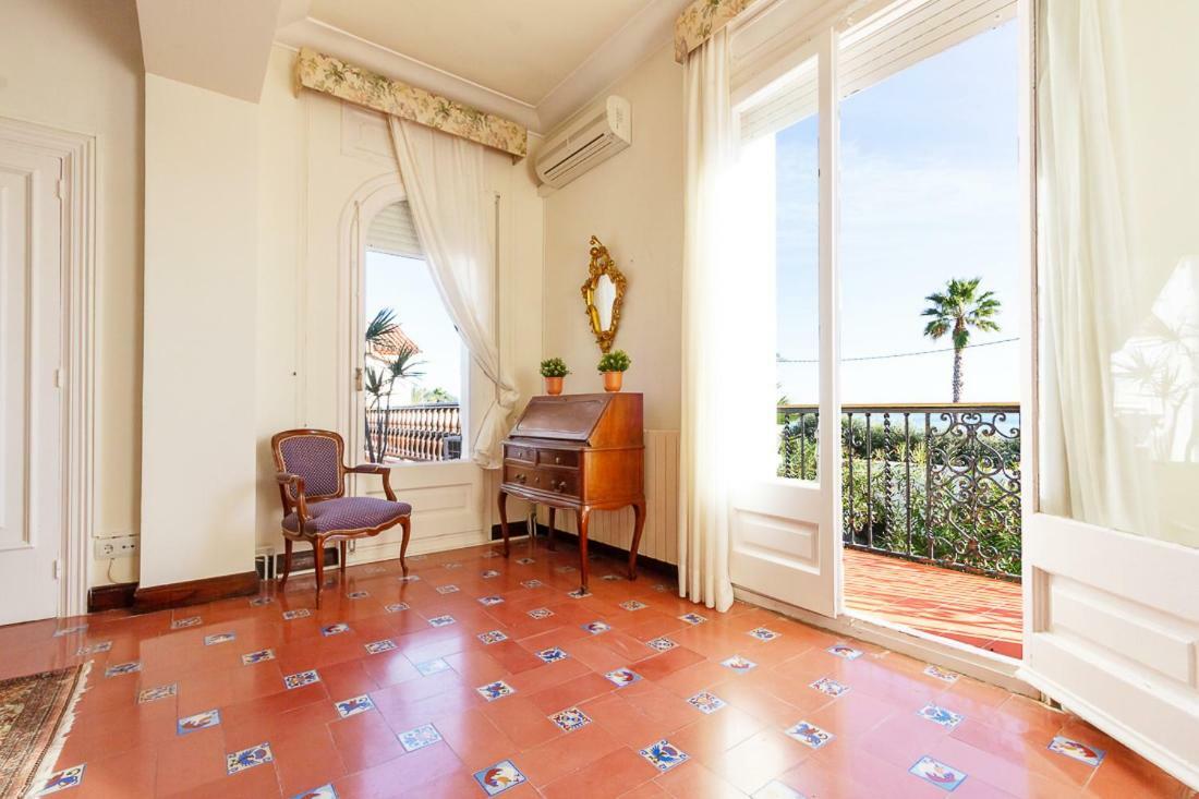 Villa Alicia Sitges Exterior foto